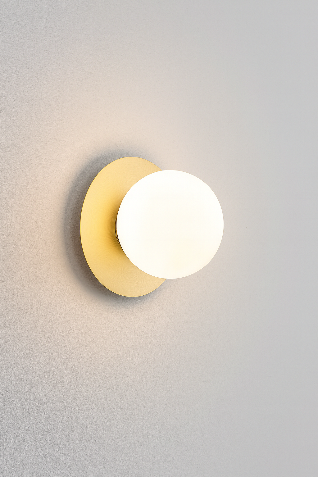 Jabuticaba Wall Lamp