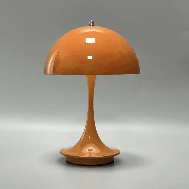 Monochromatic Wireless Lamp